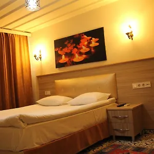 Jasmine & Boutique Apartahotel