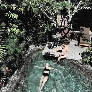https://jamahal-private-resort-and-spa.hotelsseminyak.net
